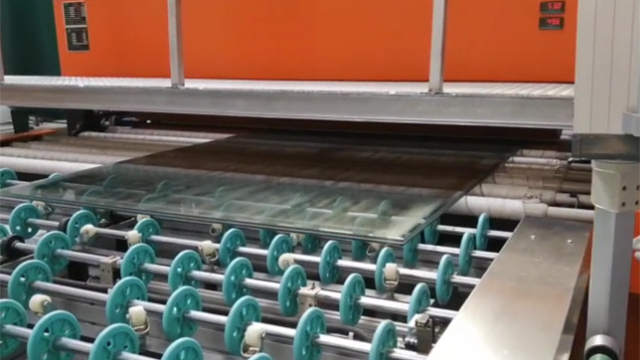 Glass Pre-Pressing System